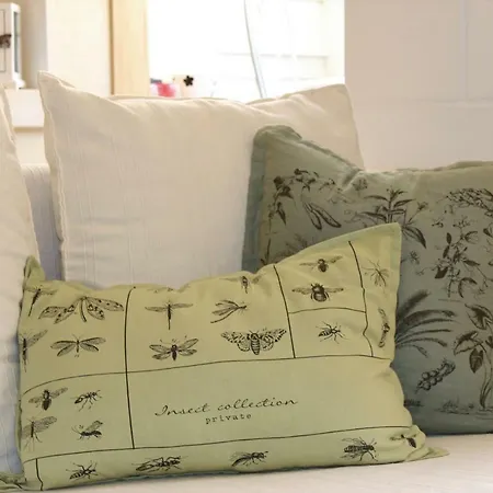 Charming In Republic Street Apartment *