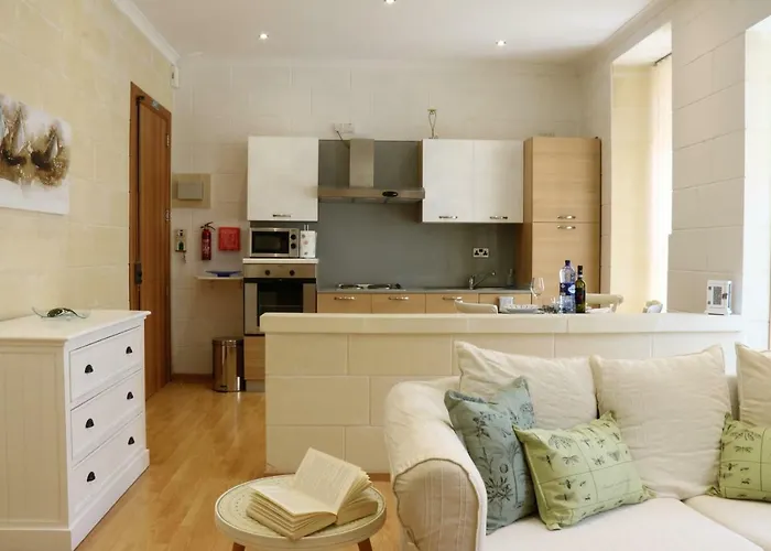 Charming In Republic Street Apartamento