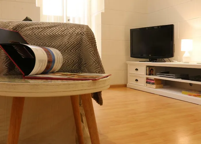 Charming In Republic Street